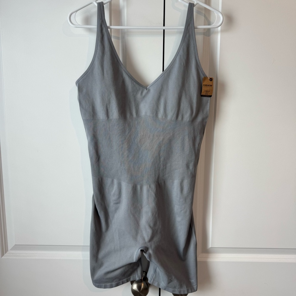 Pink Active 6” Seamless One Piece Jumpsuit Medium Grey Onesie